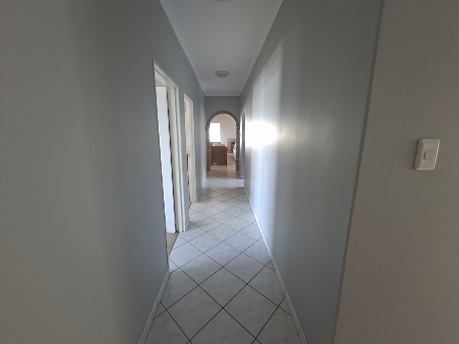 6 Bedroom Property for Sale in Aston Bay Eastern Cape